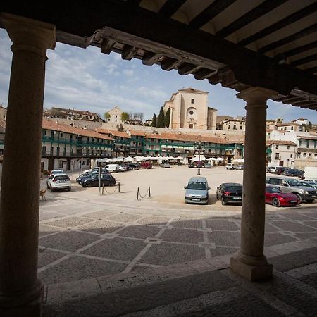La Casa De Los Soportales Chinchón Eksteriør bilde